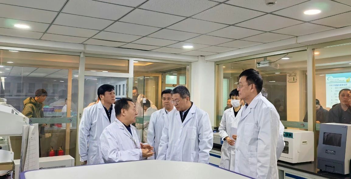 長(zhǎng)春市委副書記、市長(zhǎng)王子聯(lián)到公司調(diào)研指導(dǎo)工作 長(zhǎng)春市委副書記、市長(zhǎng)王子聯(lián)到公司調(diào)研指導(dǎo)工作