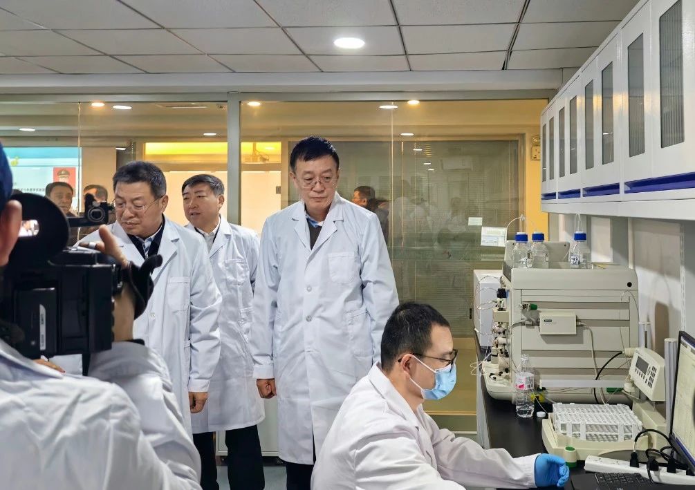 長(zhǎng)春市委副書記、市長(zhǎng)王子聯(lián)到公司調(diào)研指導(dǎo)工作 長(zhǎng)春市委副書記、市長(zhǎng)王子聯(lián)到公司調(diào)研指導(dǎo)工作