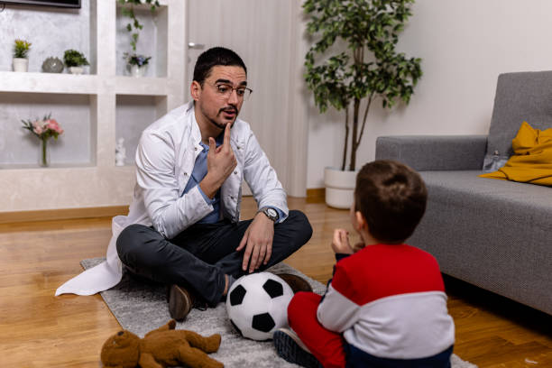 在有遺傳傾向的兒童中誘發(fā)自閉癥譜系障礙。