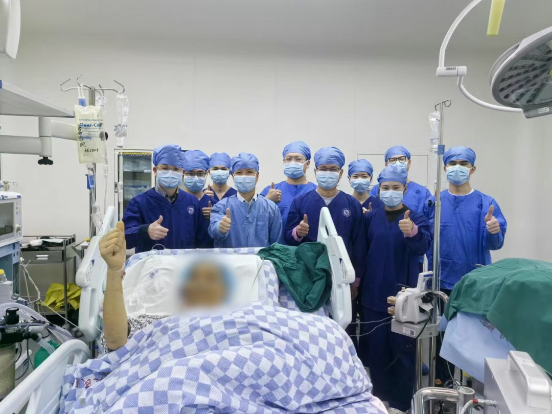 中山大學附屬第一醫院成功為一名肝衰竭晚期疊加肝移植禁忌患者實施全球首例多米諾體外肝治療技術